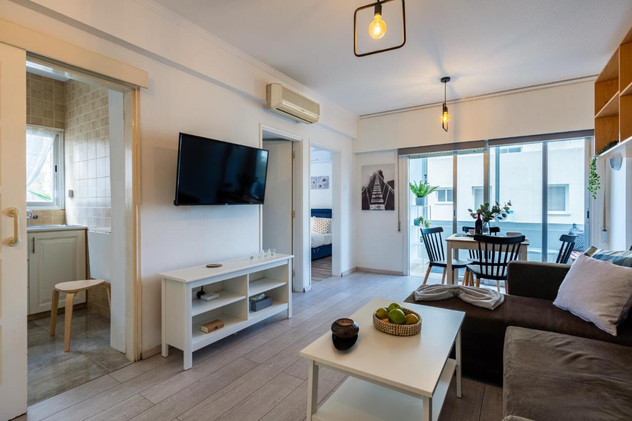 Rustic 1-Br Apt In Mackenzie-Larnaca Apartment Екстериор снимка